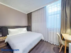 Hanting Premium Beijing Wudaokou Tsinghua East Gate Hotel - Image 4