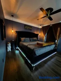 Luxurious Getaway at Js Place - Image 5