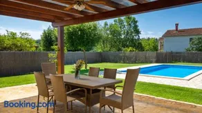 Villa Casa Bastiani with pool and grill in Buje - Image 2
