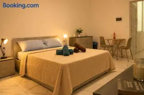 Seafront Escape Beach Paceville Nearby 3 - Image 2