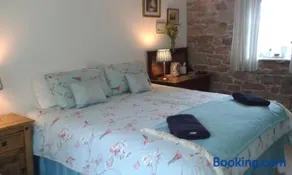 Beech House - Image 4