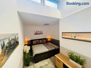 2 Room Galerie Einliegerwohnung in Rheinstetten, Messe Nähe, Rollstuhlfahrer geeignet - Image 2