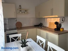 DÓRA Apartman - Image 2