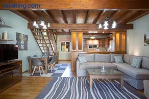 Dimitras home - Image 1