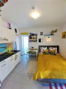 Geltoni apartamentai - Image 2
