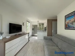 Apartment Grimaud, 2 Bedrooms, 6 Persons - Image 3
