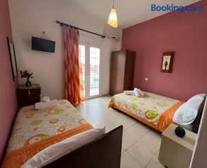 Chrysa Rooms - Image 1