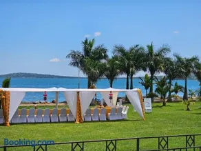 VICTORIA SANDS LODGE - Image 2
