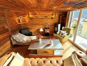 Alpine Chic Escape with Spa & Panoramic Views - Image 1