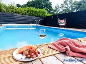 Luxe vakantiehuis Nova met zwembad - Image 1