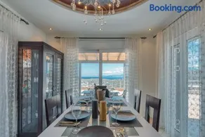 Villa Eleftheria with heated pool - Image 5