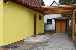 Gitta Nyaralohaz - Image 2