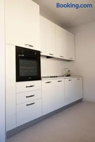 City Apartments Portico - Image 4
