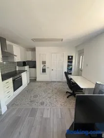 Private Studio Flat in Harrow - Image 3