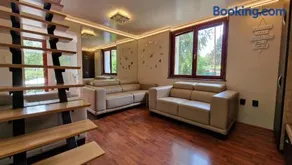 Pilis Hills View Deluxe House with Pool & AC near Bp - Image 5