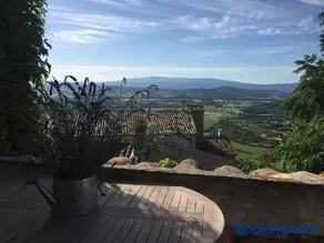 Chez Marius Gordes Vue panoramique sur luberon - Image 1