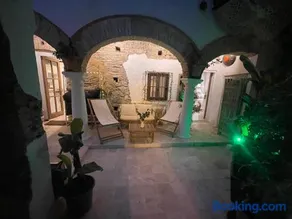 Arcos de Tarifa, Casco historico, aparcamiento - Image 3