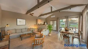 Villa & Jardin - Luxury Villa with swimming pool - Image 2