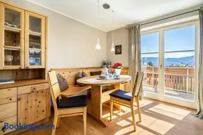 Acogedor apartamento vacacional totalmente equipado con barbacoa, terraza y jardín | Vistas al jardín | Adaptado para el teletrabajo - Image 1