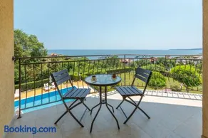 Via Pontica 123 Guest Apartments - Image 5