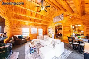 Log Home w Mountain Views Near Windham & Hunter Ski Resorts - Image 1