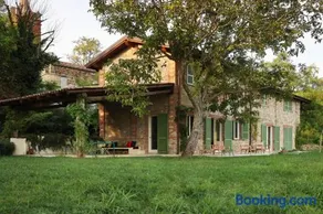 Villa Poggio Castellaro by Boutique in the heart of Italy's Food Valley Emilia-Romagna - Image 1