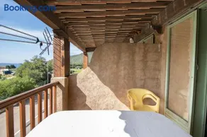 Appartamento con griglia e terrazza | Vista sul mare | Perfetto per il lavoro da remoto - Image 1
