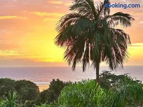 Au Lever Du Soleil Guest House Sea View - Image 2