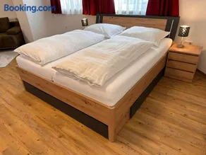 Liesingtal Deluxe Balcony Suite - Image 2