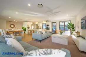 Endless Summer Stay Noosa Heads - Image 1