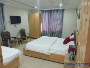 Auzzi Hotel Naran - Image 2