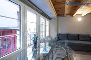 Apartamentos GO - Leopoldo Cano Center - Image 2