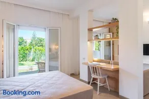 Christa Luxury Apartments - Image 1