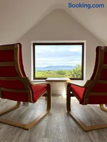 The Chalet at Radharc na nOileain, Westport - Image 1