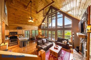 Elk Lodge, Cozy cabin with a Mountain View! - Image 5