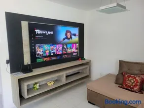 Cond Genipabu Club House a 900mts Praia Guarajuba com Jardim, 3 Quartos, Vagas de Garagem e Cozinha totalmente Equipada - Image 3