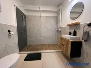 Kossuth Apartmanház - Image 5