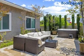 Central Location Family Size Home - Image 3