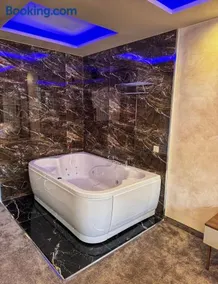 Hotel Diamant - Image 4