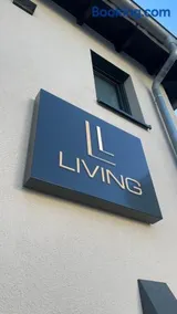 Boardinghouse Living - Image 1