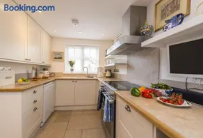 Church Cottage - Image 3