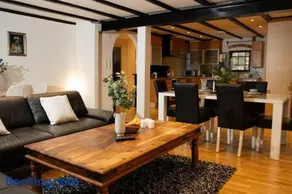 Historical Malt Factory Apartment, 6 Bedrooms, sleeps 16 , Hot Tub - Image 1