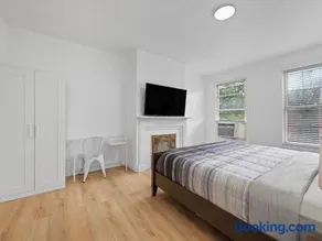 Shadyside, Central 3A Modern and Spacious Private Bedroom With Shared Bathroom and FREE Parking - Image 2
