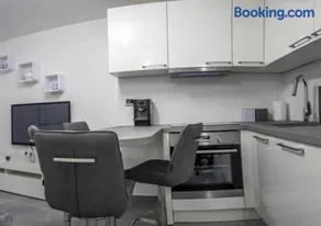 Apartment Magic - Image 2