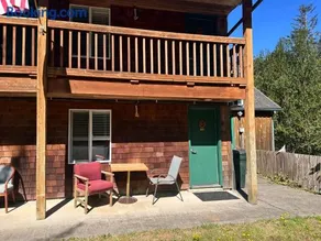Elderberry Lodge - Image 4