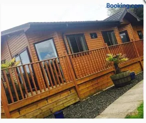 Lodge Retreat 4 - Haggerston Castle - Image 2