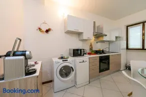 Niko's House Salò near Lake & beach - Happy Rentals - Image 3
