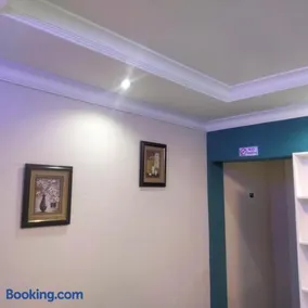 Exclusive guest house - Image 1