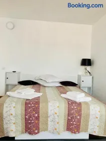 La Olaru - Image 4