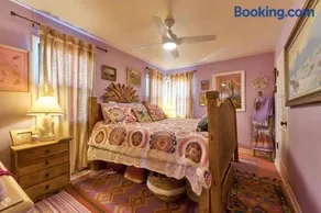 Stay at the Sunburst - Image 3